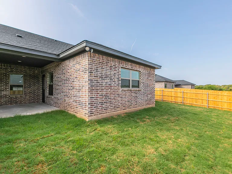 704 Wind Sail Ct — Photo 33
