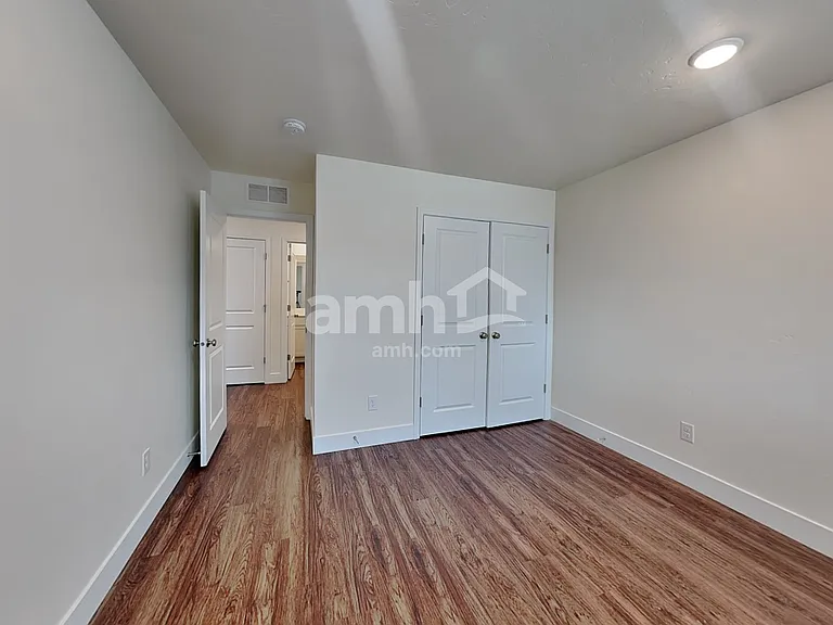 9472 W Chino St — Photo 19
