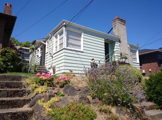 3045 36th Ave SW, Seattle, WA 98126