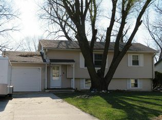 217 Wendover Dr, Council Bluffs, IA 51503