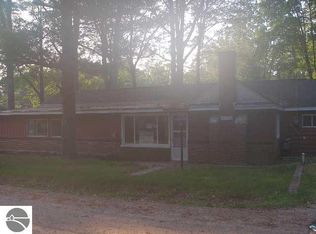 1937 Bear St, Oscoda, MI 48750