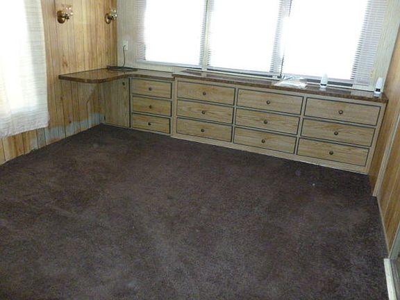 5th image of 1418 Clarendon Ave
