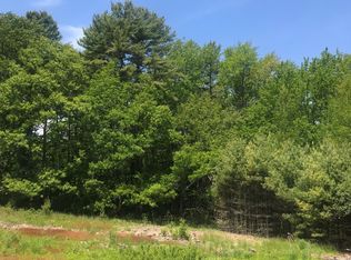 1 Lake Brook Dr, Kennebunk, ME 04043