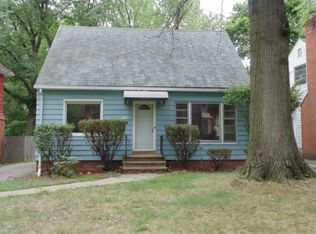 1215 Oxford Rd, Cleveland Heights, OH 44121