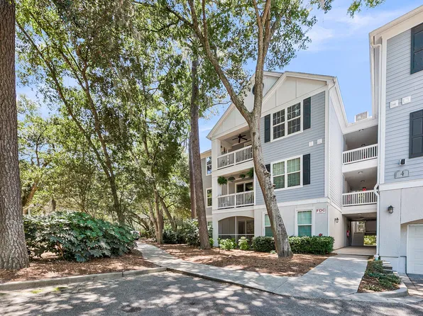 60 Fenwick Hall Aly APT 415, Johns Island, SC 29455