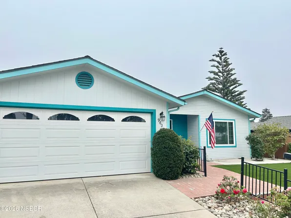 962 Roadrunner Dr, Santa Maria, CA 93455