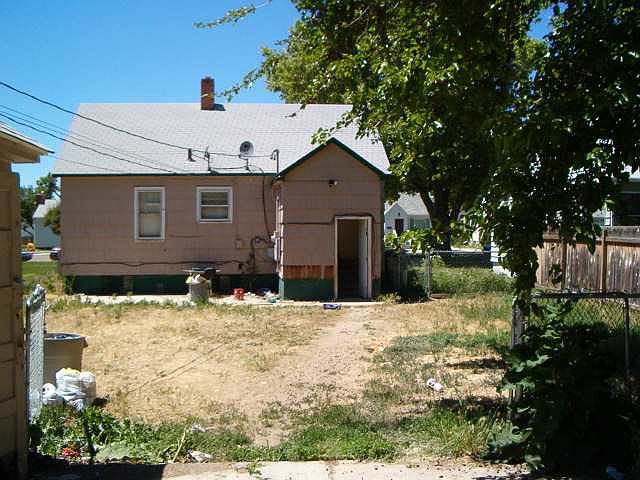 2nd image of 112 Fern St