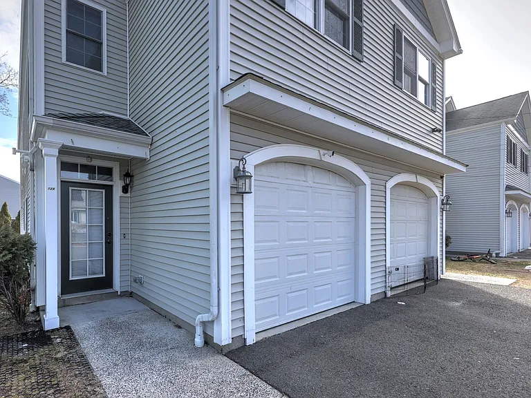 12A Landin St #A — Photo 9