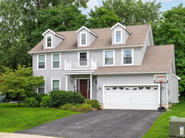 30 Victor Rd, Beacon, NY 12508