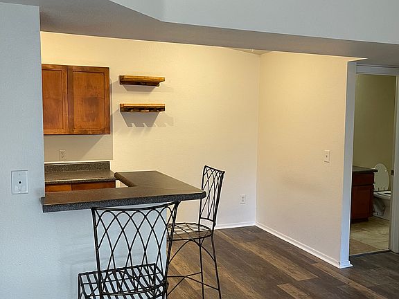 3rd image of 1385 W University Ave Unit 217
