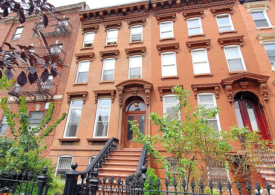 1st image of 107 Lefferts Pl APT 3