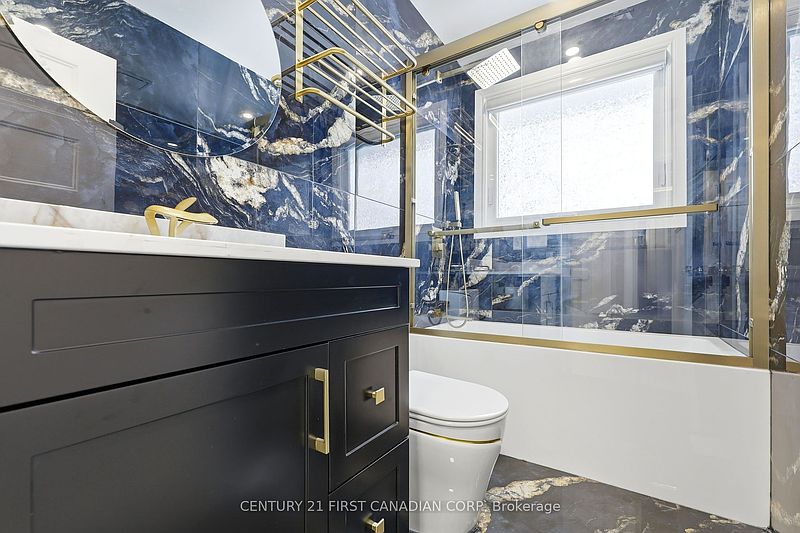 London House for rent - 6 Bedrooms — photo 14