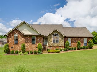 2004 Graceland Way, Greenbrier, TN 37073