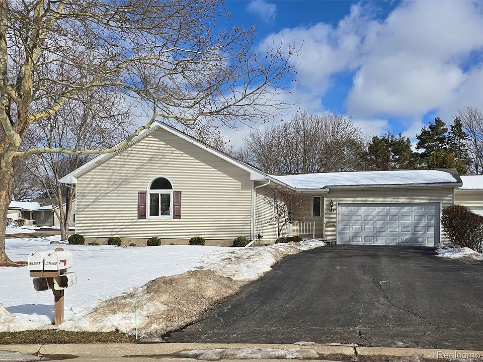 1st image of 11641 Hawthorne Glen Dr