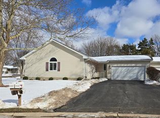 11641 Hawthorne Glen Dr, Grand Blanc, MI