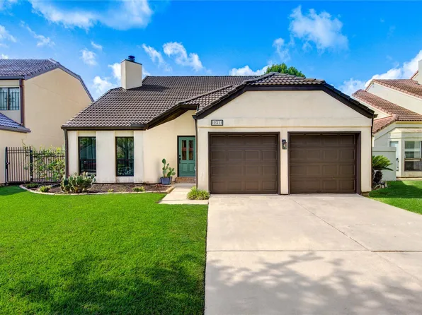 12311 Brighton Ln, Meadows Place, TX 77477