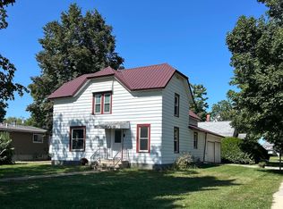 130 5th Ave E, Cresco, IA 52136