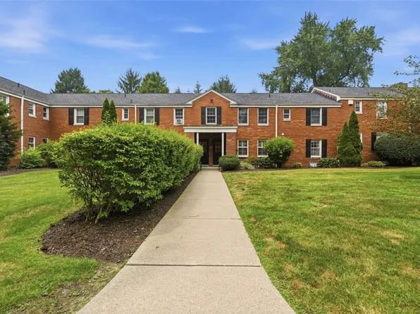 832 Thorn St APT 14, Sewickley, PA 15143