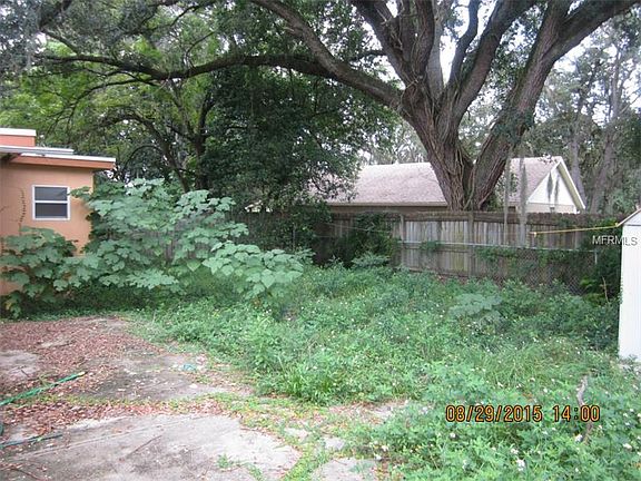 2nd image of 10213 Lola St