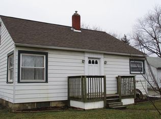 221 N Lewis St, Bryan, OH 43506