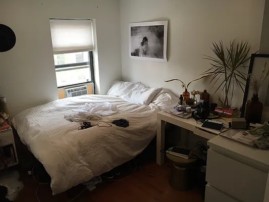 Rented by Loom Group | media 105