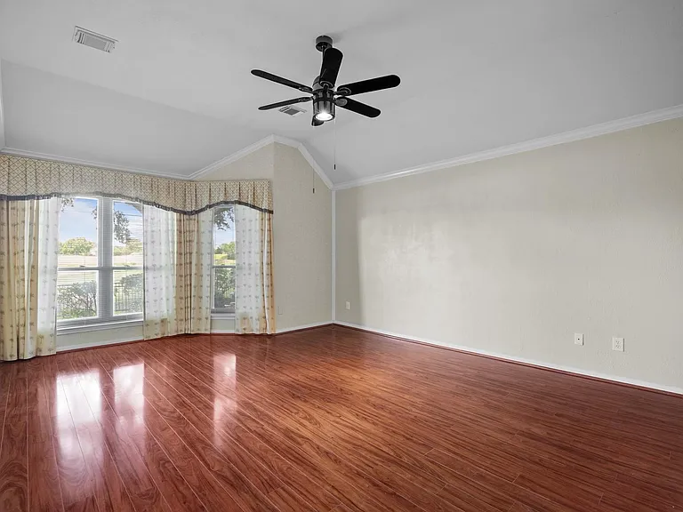2723 Shelby Dr — Photo 10