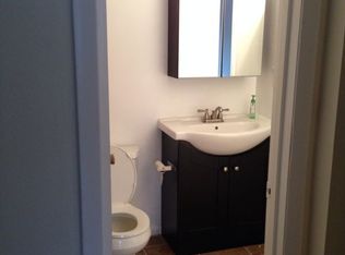 4162 Meadowland Ct, Chantilly, VA 20151