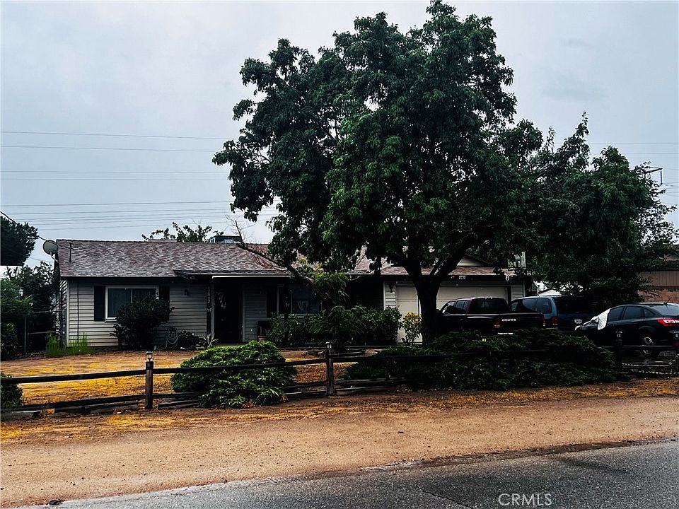 2nd image of 17817 Redding St