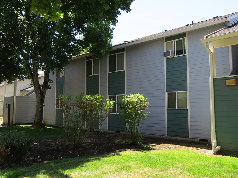 The Park Apartments — Photo 4