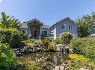 720 Kings Ave, Lakeside, OR 97449