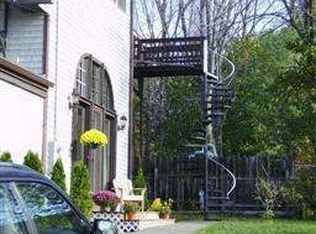 4 Hillside Ave, Haverhill, MA 01835
