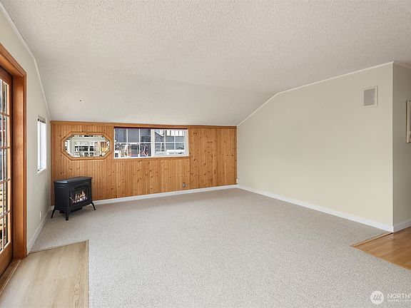 3rd image of 2818 Boyer Avenue E #8