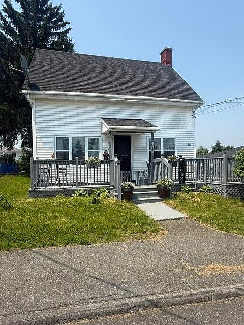 1st image of 141 12th Avenue