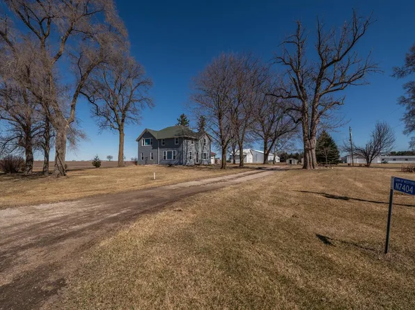 N7404 County Road G, Beaver Dam, WI 53916