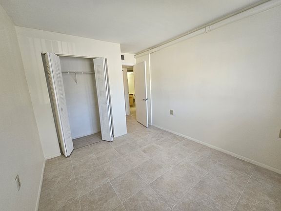 5th image of 1153 Lake Victoria Dr APT D