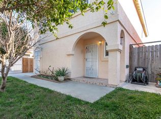 926 E 57th St, Los Angeles, CA 90011
