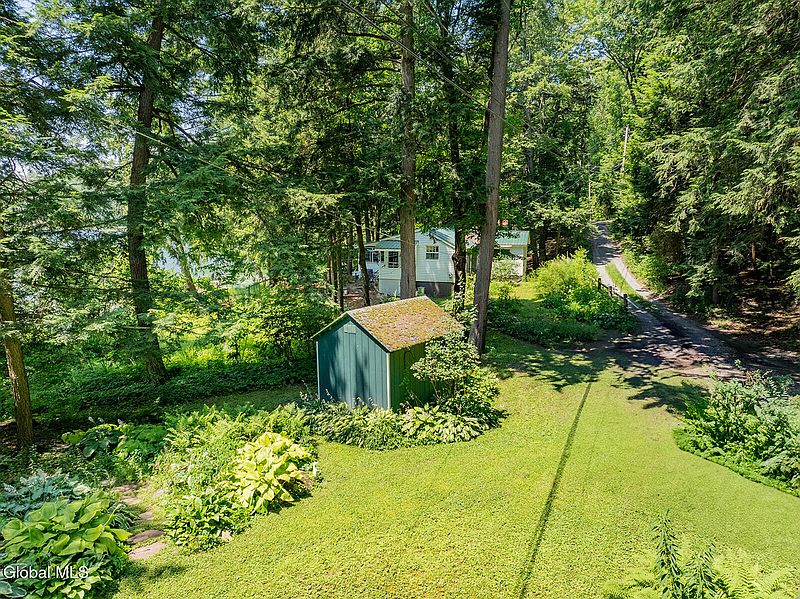 4th image of 151 East Green Pond Way