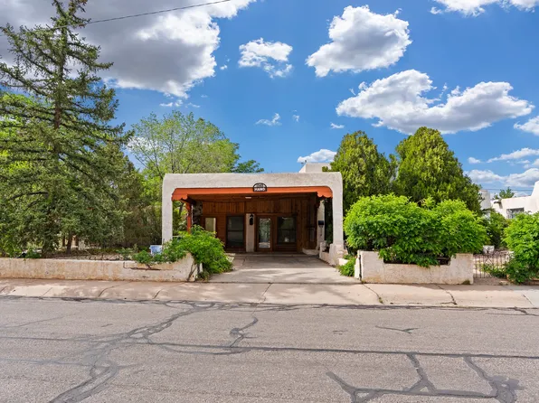 1949 Hano Rd, Santa Fe, NM 87505