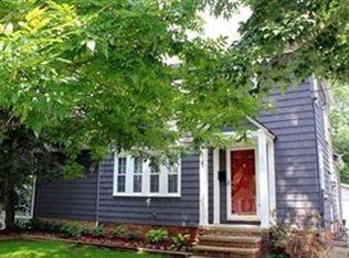 1189 Mayfield Ridge Rd, Mayfield Heights, OH 44124