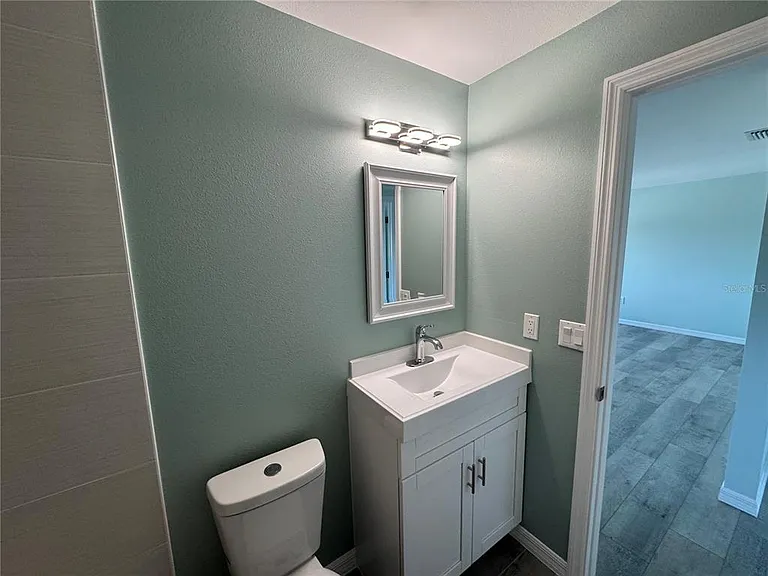 1258 Barbara Dr #202 — Photo 6