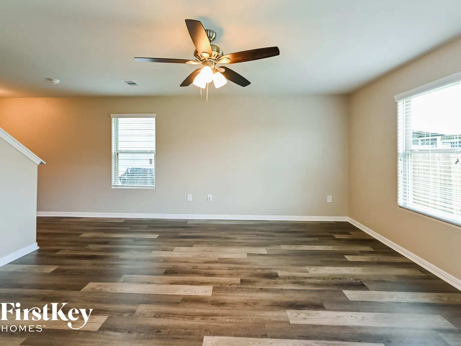 3 bed, 2.5 bath, 1619 sqft, $2,025 — Photo 3