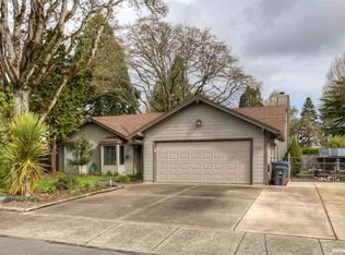 4327 Columbine Ct NE, Salem, OR 97305