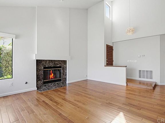 4th image of 2020 Coolngreen Ln