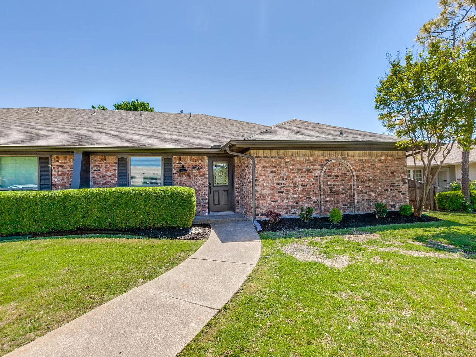 2822 Clear Springs Dr — Photo 3