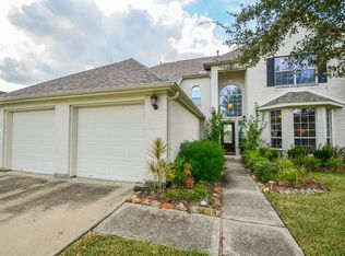 806 McIntosh Bend Dr, Stafford, TX 77477