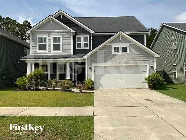 4 bed, 2.5 bath, 2645 sqft, $3,265 — Photo 1