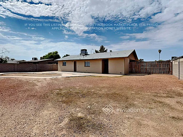 6813 W Montebello Ave — Photo 16