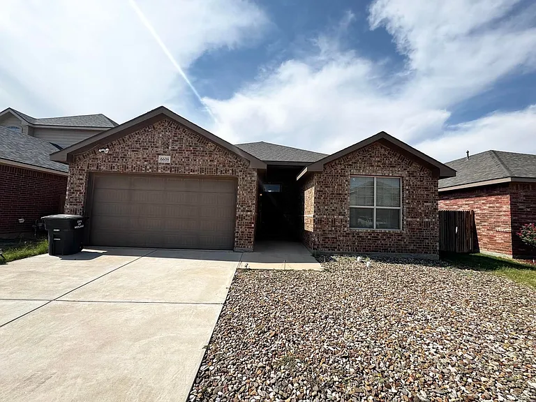 6608 Vanguard Rd — Photo 1