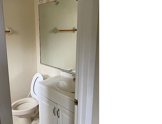 5th image of 5300 W 21st Ct APT 211