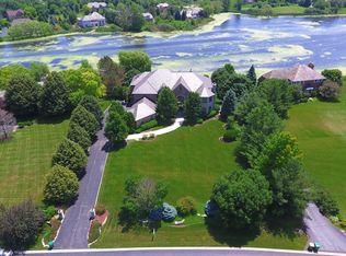 6894 September Blvd, Long Grove, IL 60047